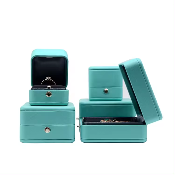 B&M Custom PU Leather jewelry plastic box- with velvet inset