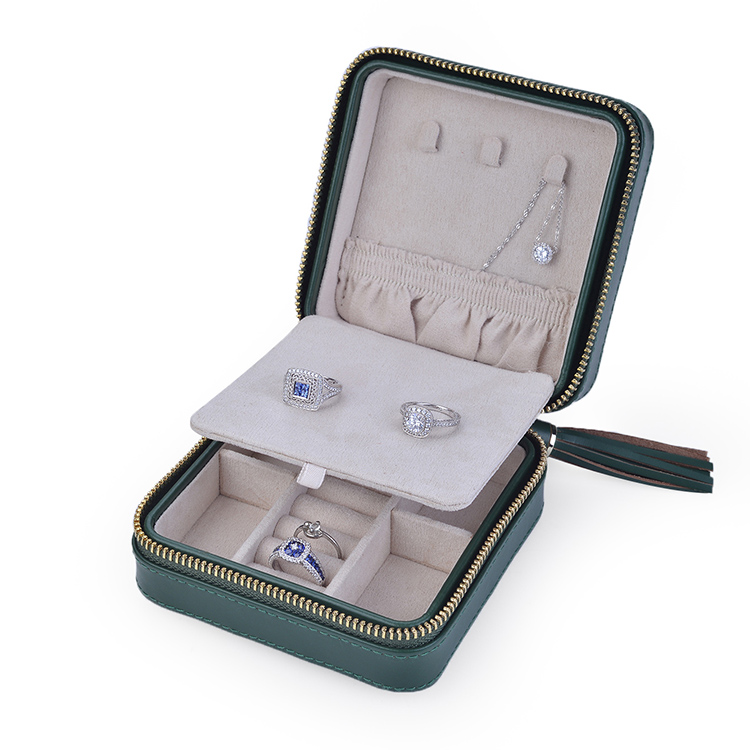 B&M Popular Custom Logo Jewelry Case