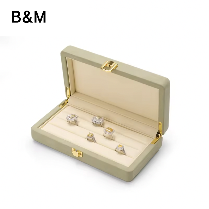 B&M Custom Logo green microfiber jewelry box for rings