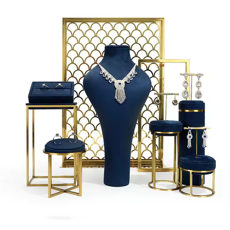 Luxury Jewelry Metal Rack Display Set Handmade Jewelry Mannequin Display Stand For Showcase